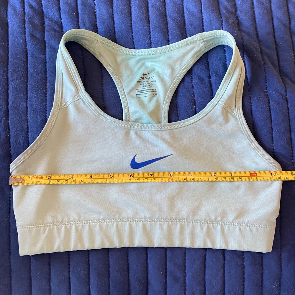 [SOLD] Nike Dri-Fit Mint Green Sports Bra - Picture 6 of 6